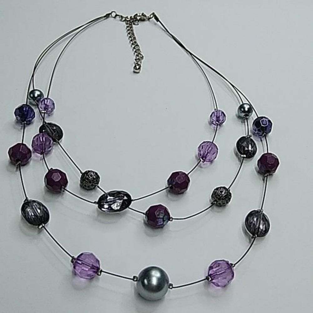 3 strand‎ purple floating bead necklace